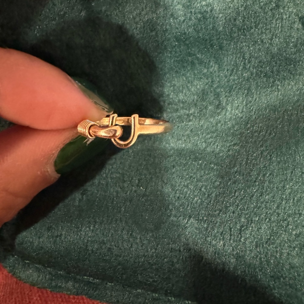 Sonya LTD vintage antique St. Croix Crucian Hook 14K gold ring signed 5.5